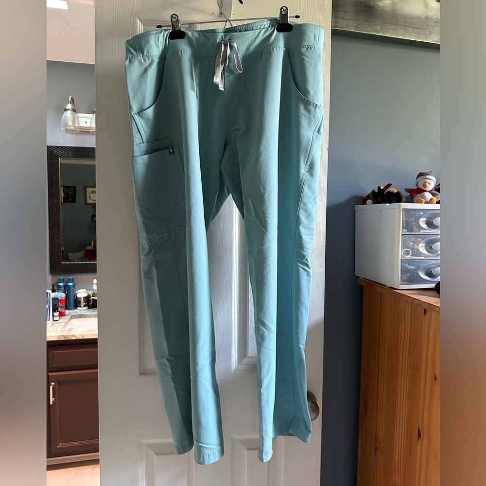 Figs Kade scrub pants Seaglass